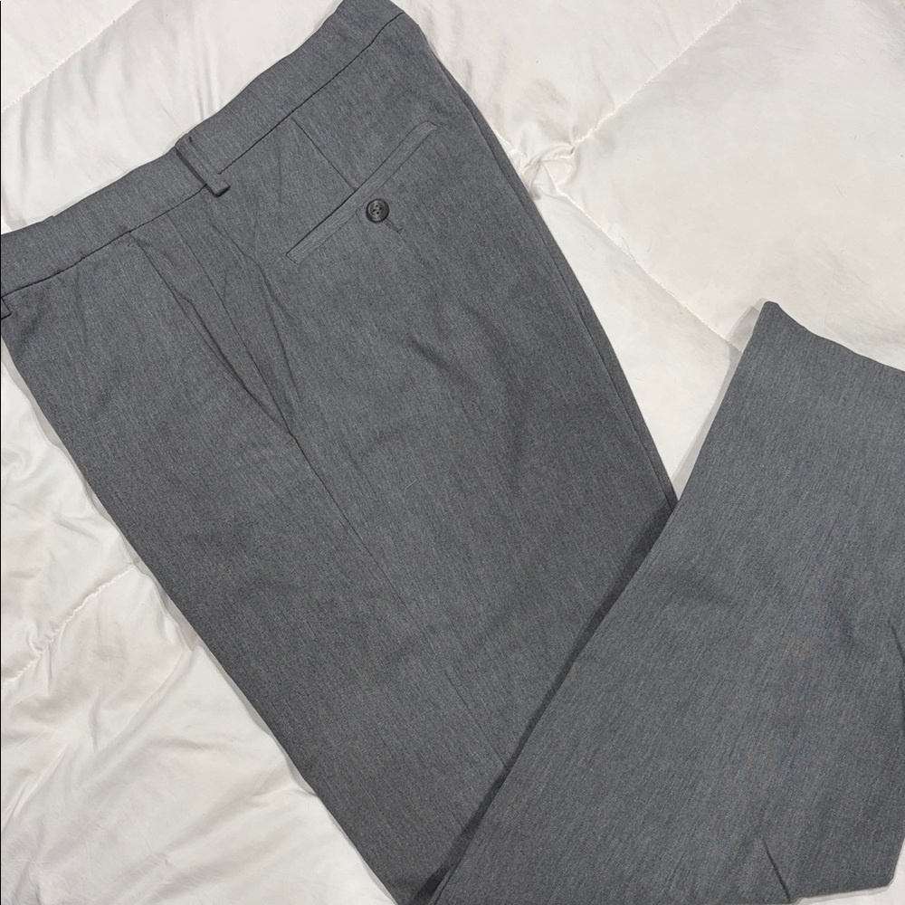 Haggar Classic Gray Men's Dress Pants